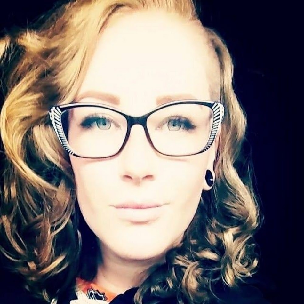 Meet your Posher, Katelyn